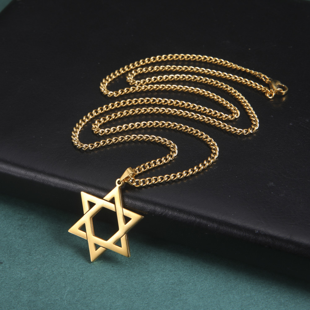 Collar con colgante de estrell - Storage reseña y precio